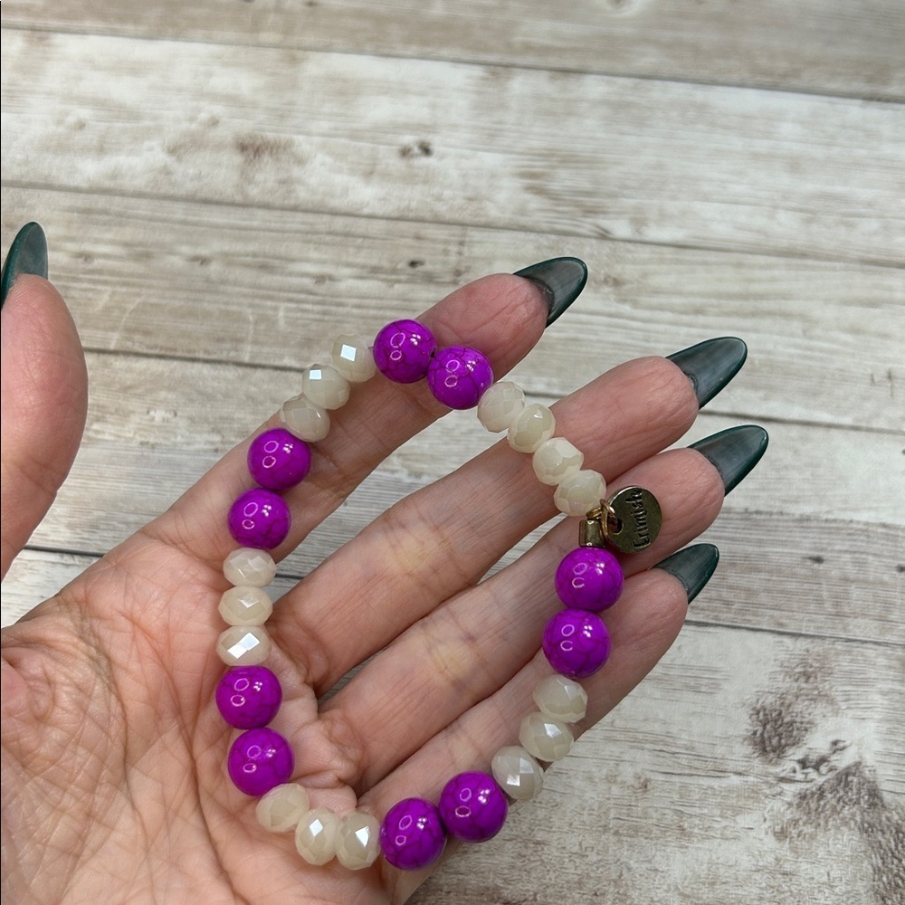 Erimish Fuchsia and Ivory Crystal Beaded Bracelet - Picture 5 of 5